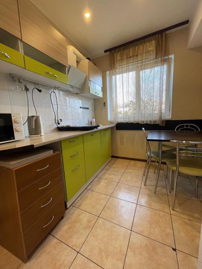 Apartments With Kitchen And Garden Kijów Zewnętrze zdjęcie